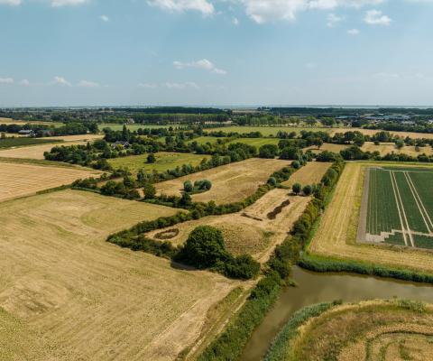 Hoeve van der Meulen luchtfoto Zeeuws boerenlandschap