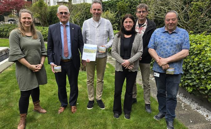 Ondertekening overeenkomst natuurinclusieve landbouw voor Schouwen-West